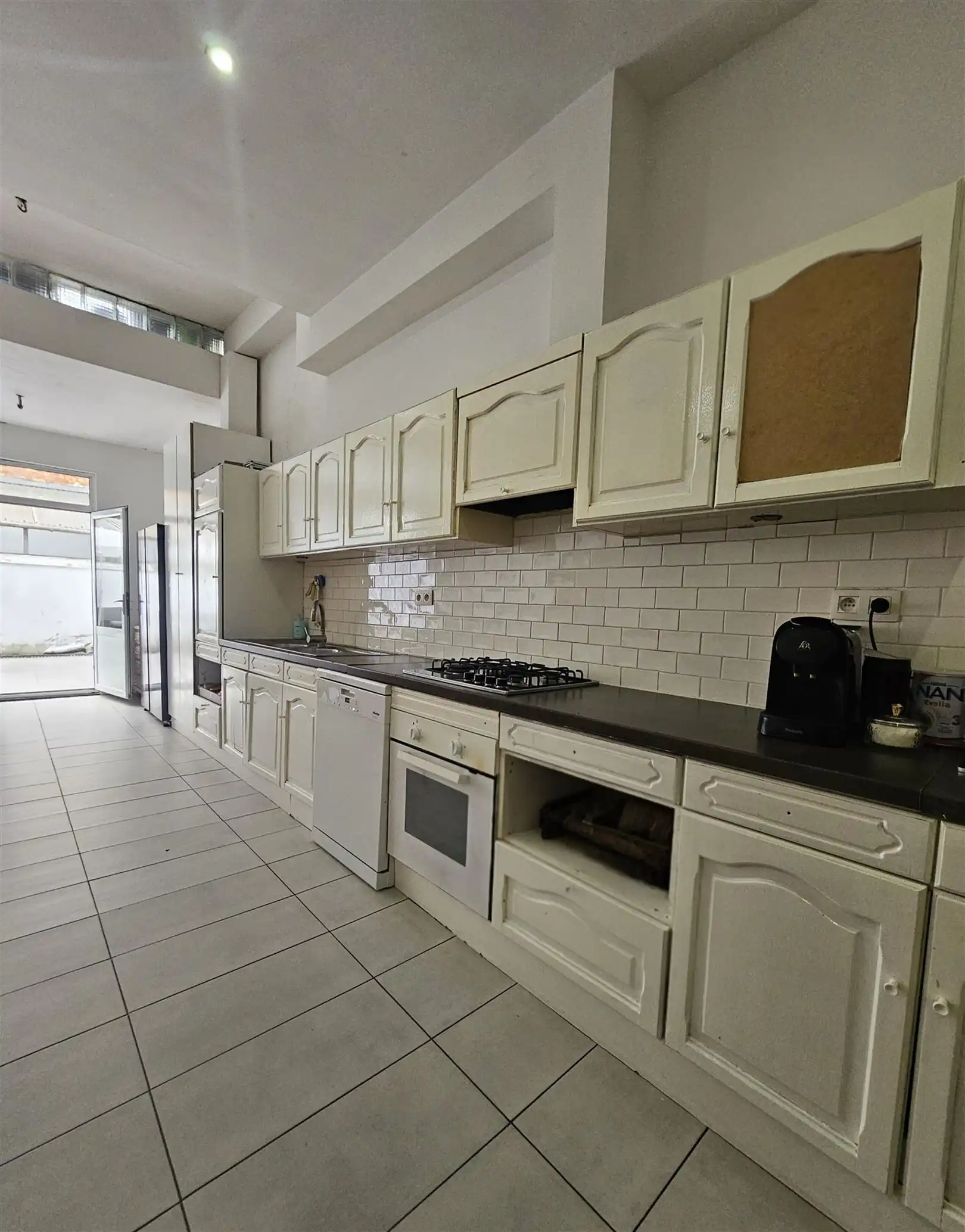 Woning ingedeeld in 3 appartementen foto 4