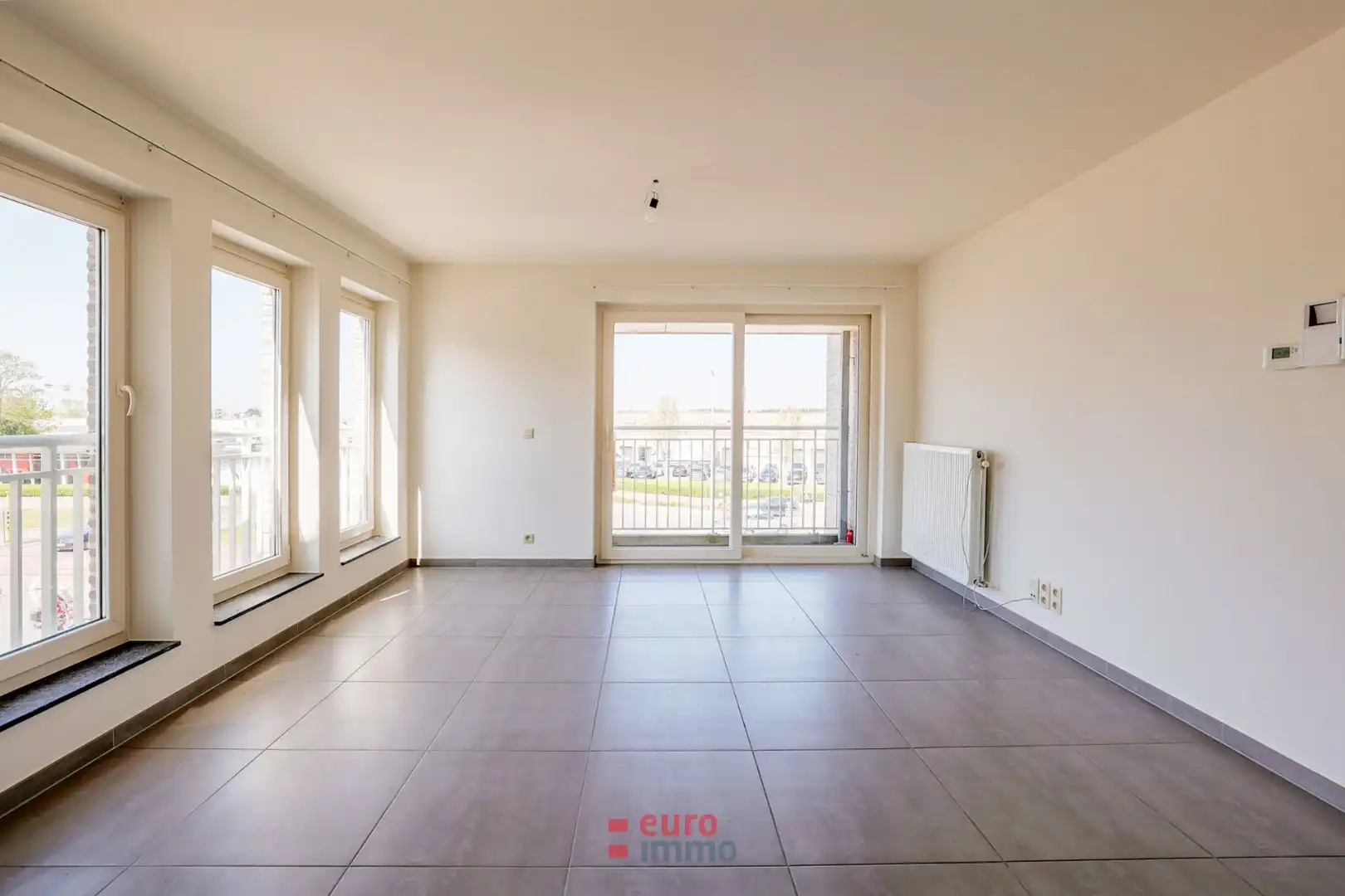 Lichtrijk hoekappartement op topligging aan de kaai in Nieuwpoort-Stad! foto 11