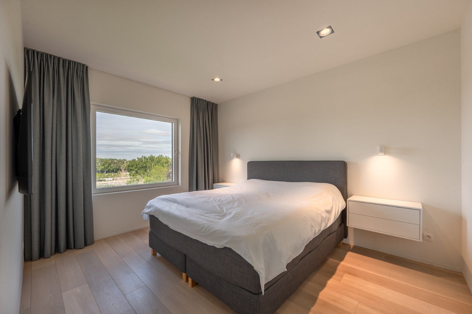 Stijlvol gerenoveerd appartement vlakbij centrum Brugge foto 10