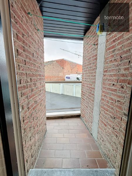 Instapklaar appartement 1ste verdiep met garage nabij centrum foto 11