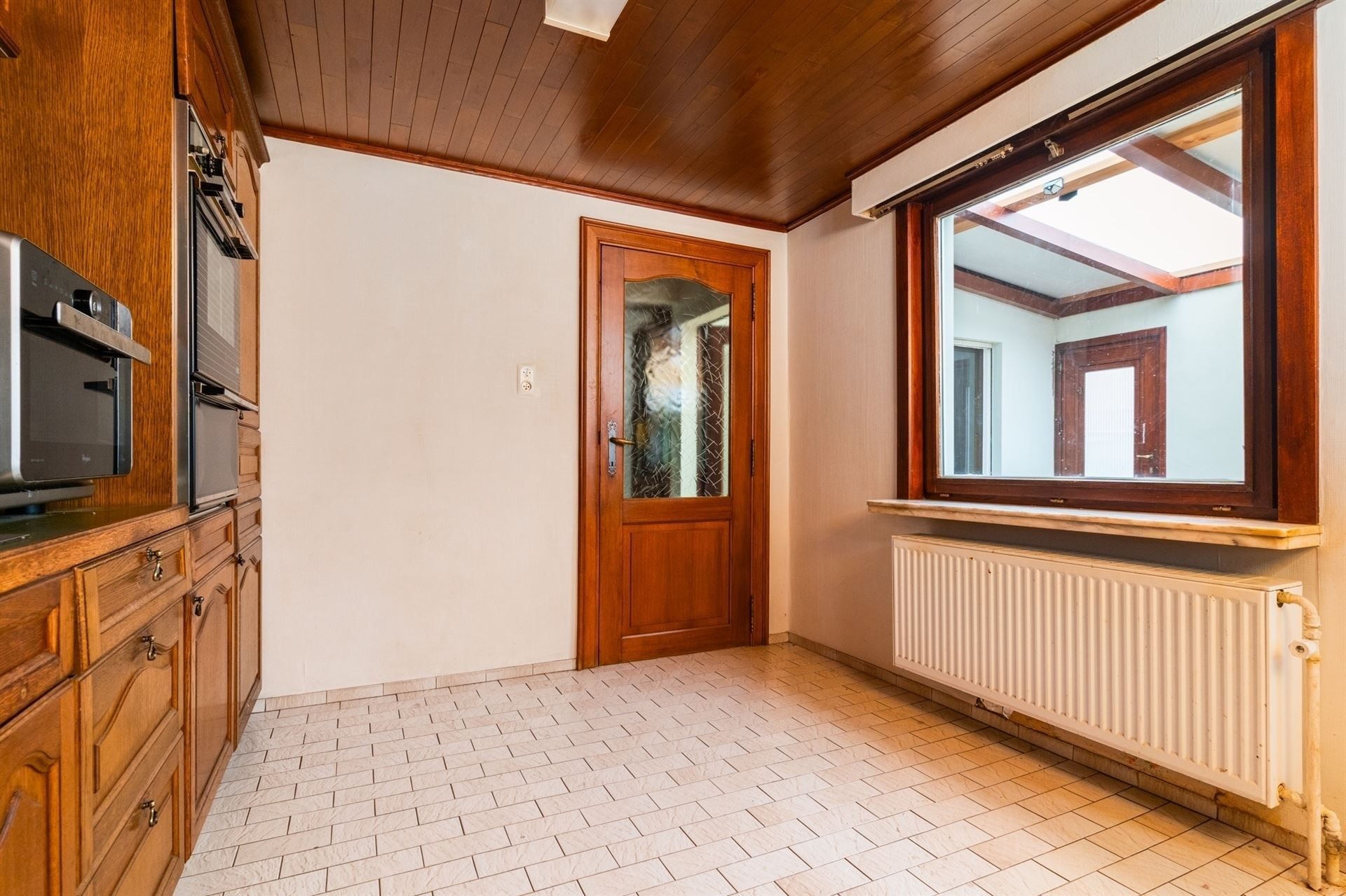 Charmante te renoveren woning op terrein van 500 m² foto 10