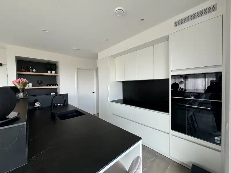 Nieuwbouw 3-slaapkamerappartement te huur voor kortere periode foto 7