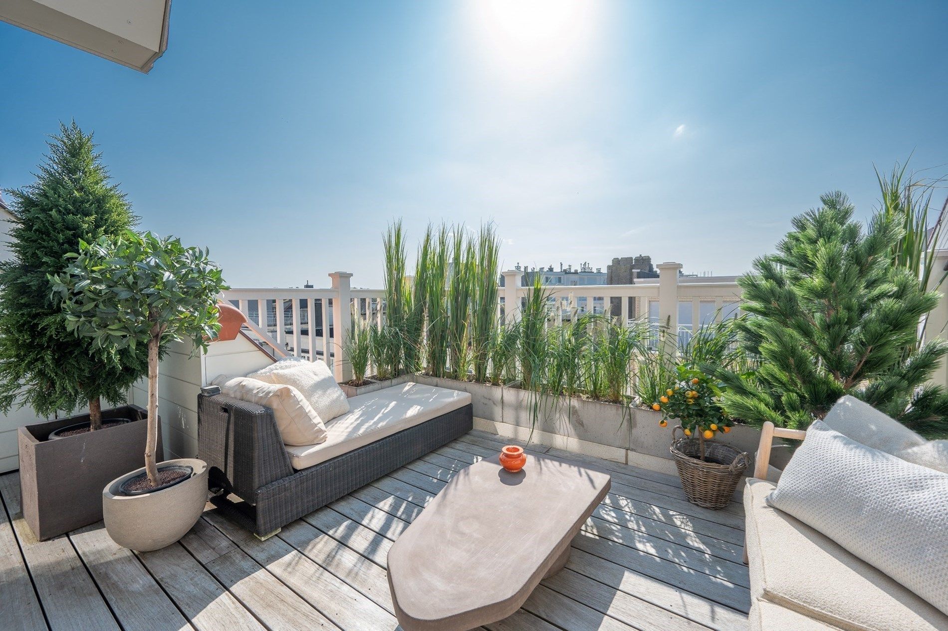 Prachtig, ruim 2 slaapkamer appartement met ruime terrassen centraal gelegen op de Zoutelaan te Knokke (met mogelijkheid tot het creëren van een 3de kamer)  foto 4