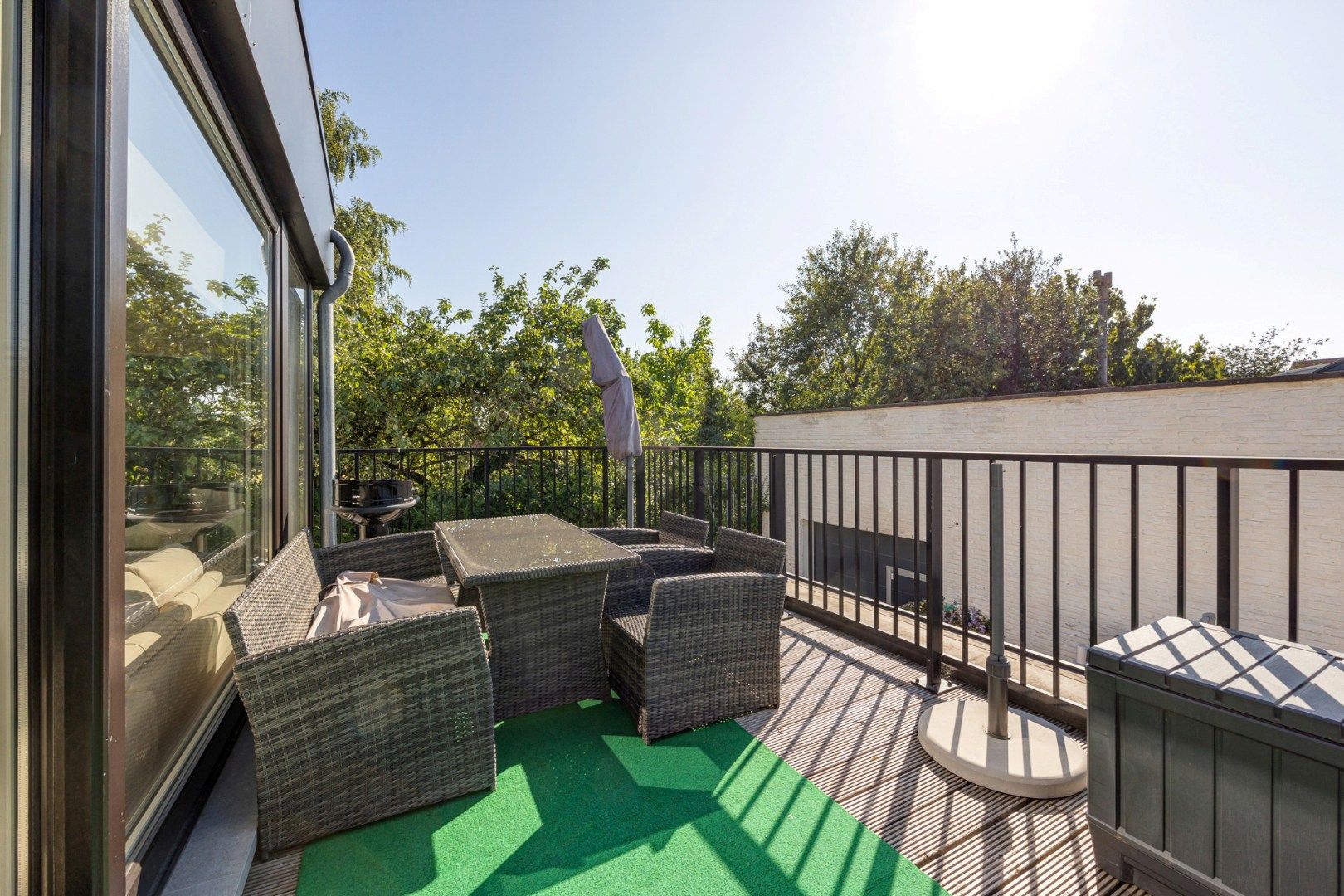 Gerenoveerd (2017) appartement (165m²) met 3 a 4 slpk en terras! foto 3