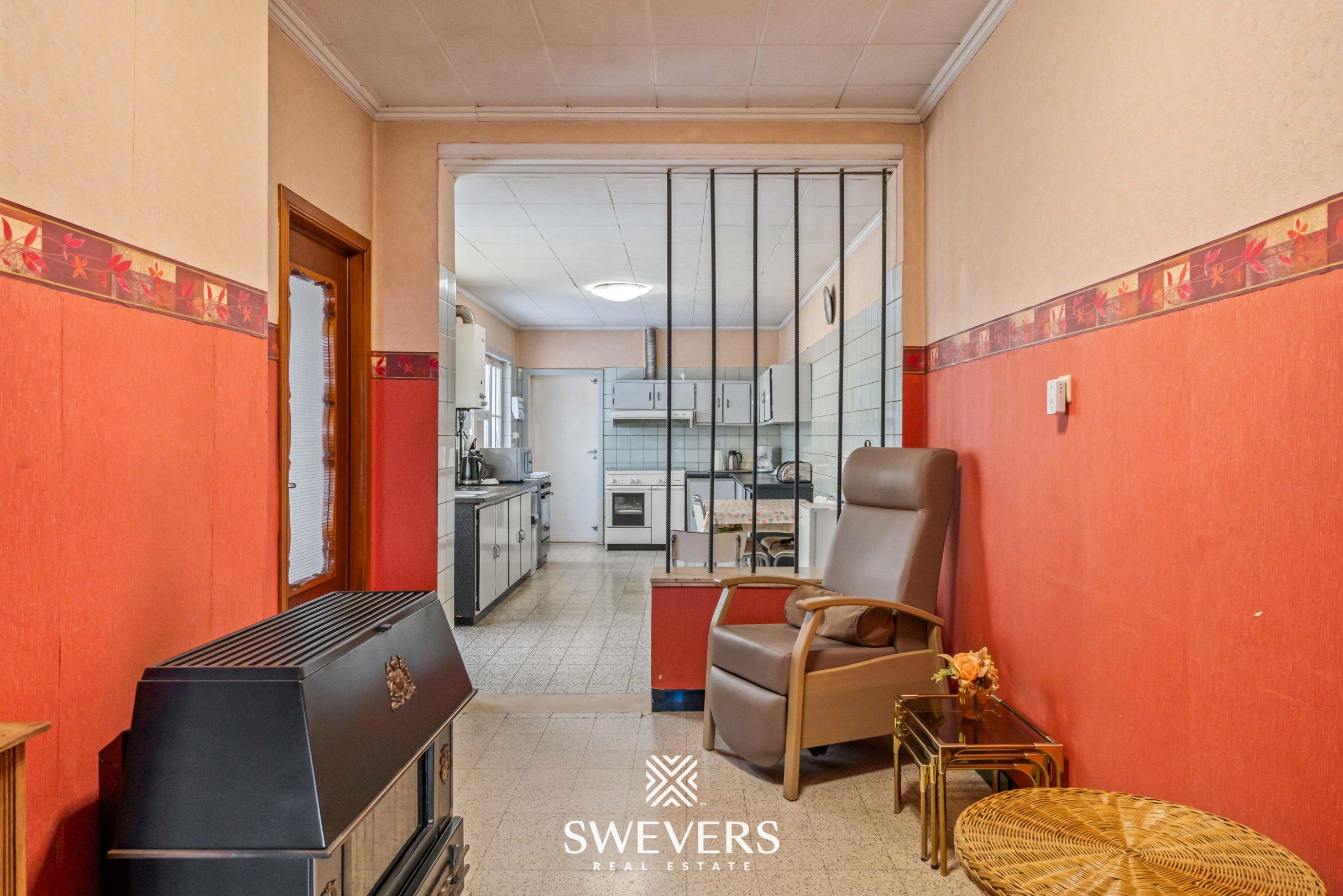 Charmante halfopen gezinswoning met potentieel (8are) op toplocatie in Diepenbeek foto 17