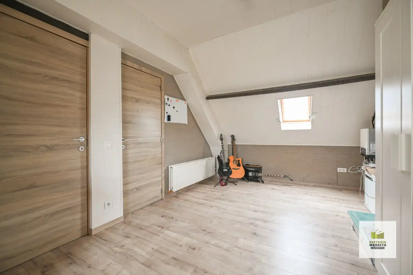 Instapklare energiezuinige woning op centrale ligging te Knesselare  foto 18