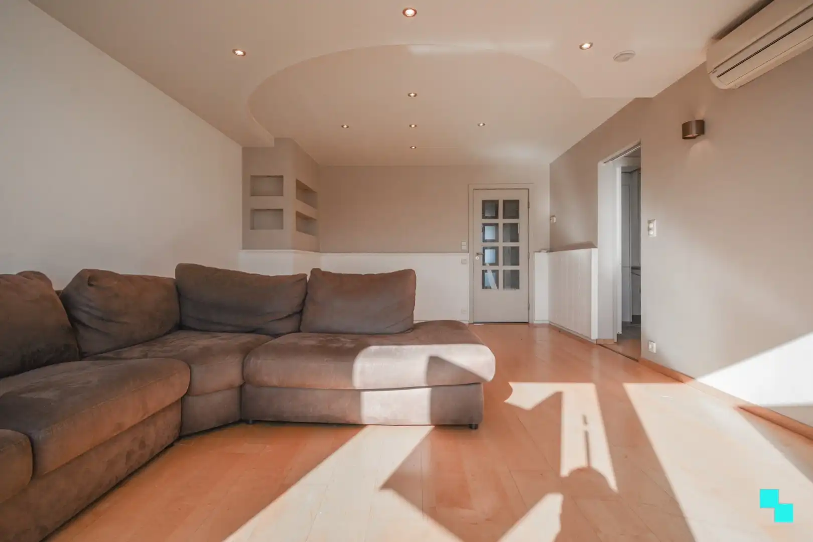 2-slaapkamer appartement in centrum stad Roeselare foto 6