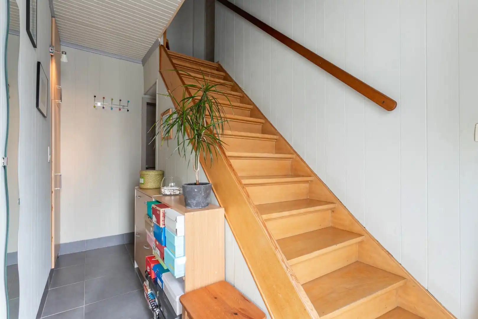 Instapklare gezinswoning met 3 slaapkamers, EPC C en ruime tuin in Buizingen foto 2