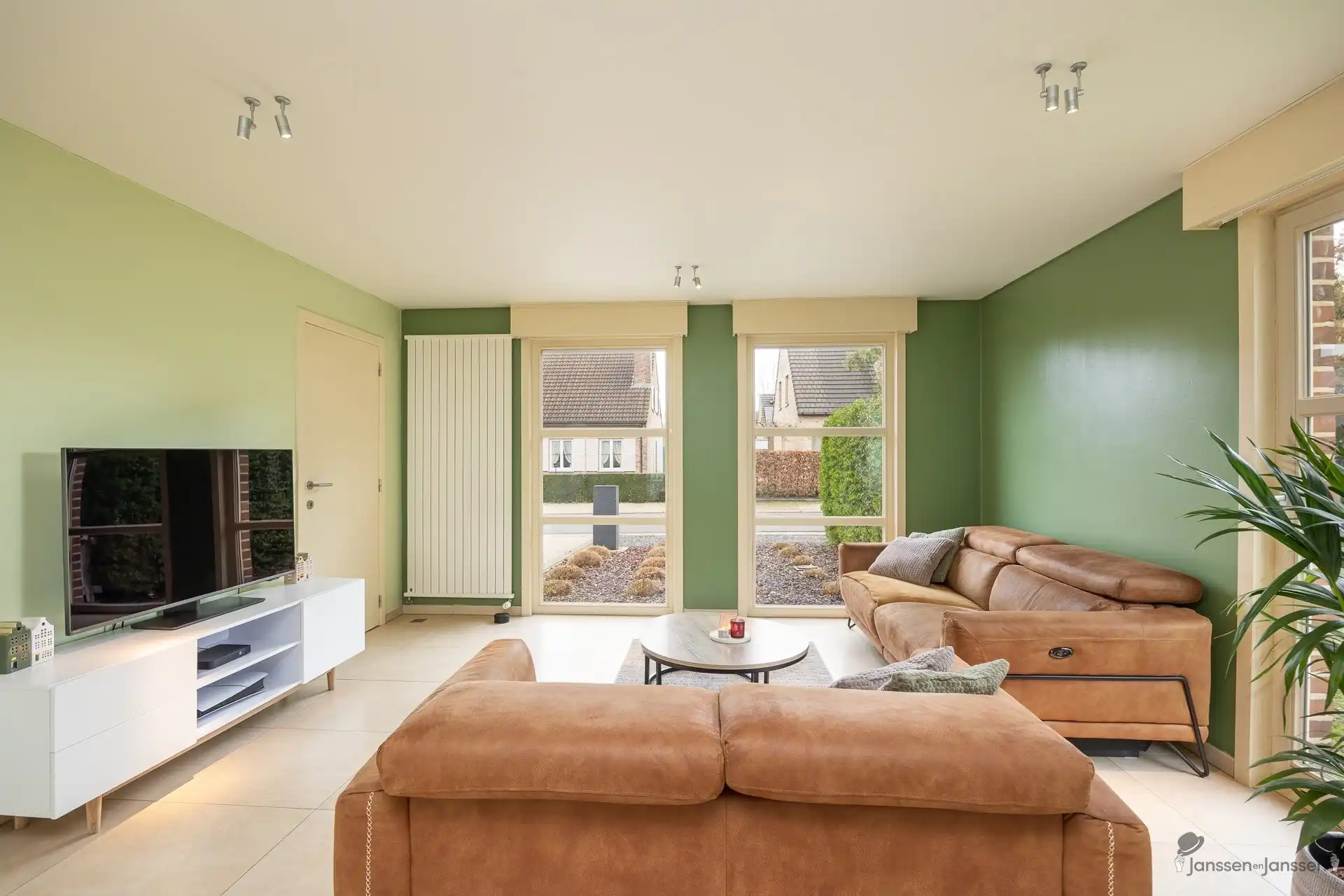 Instapklare open bebouwing met 3 slpkmrs foto 6