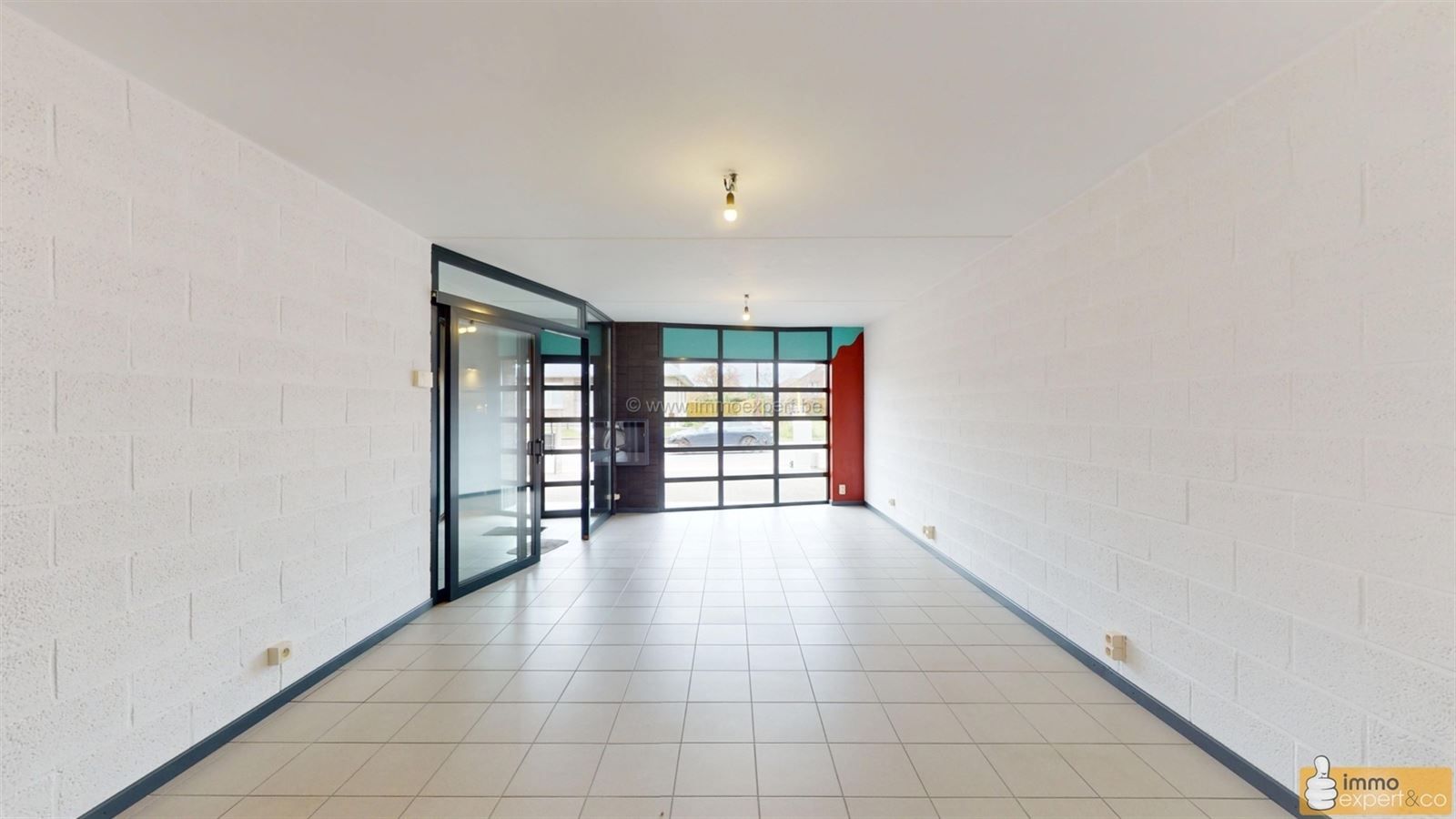 TERNAT: Woning centraal gelegen met 5 slpks en 2 badks foto 4