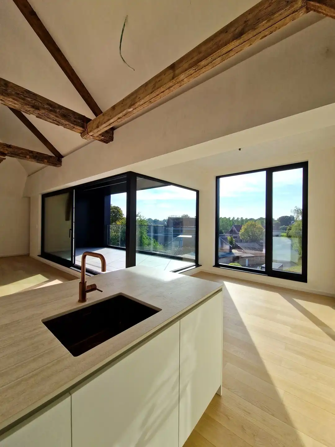 Nieuwbouwappartement met ruim terras en adembenemend zicht foto 4