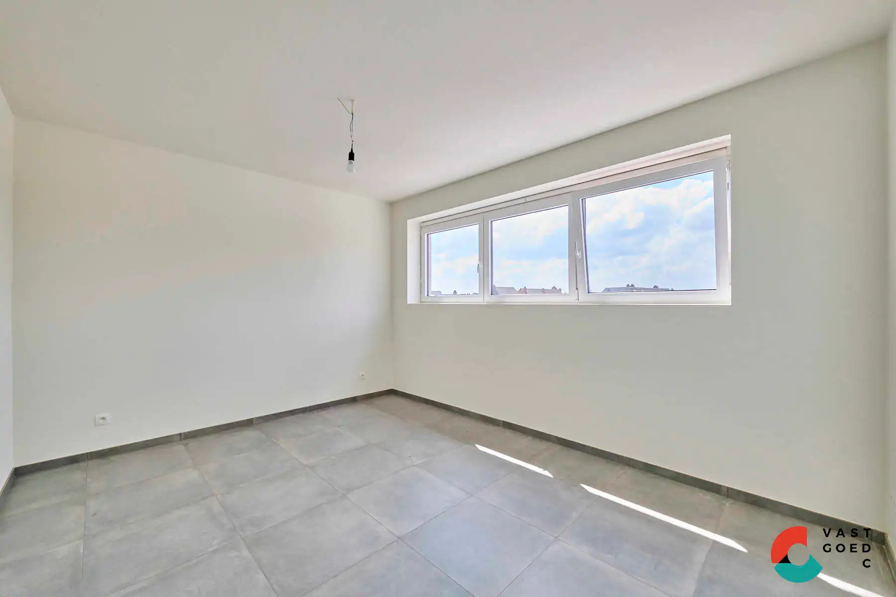 Instapklaar appartement met terras nabij het centrum foto 9
