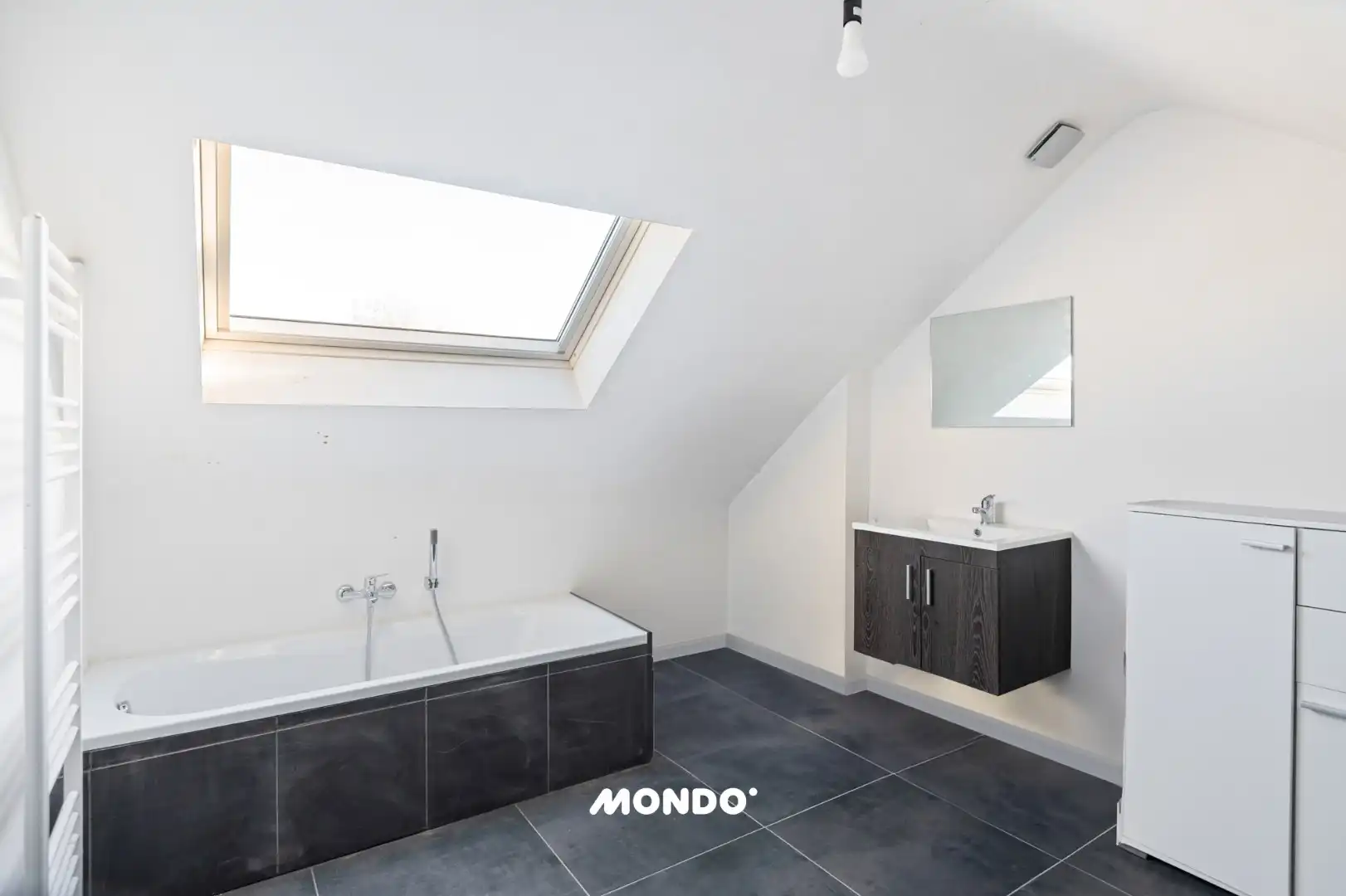 Modern duplex appartement met groot terras te Willebroek! foto 13