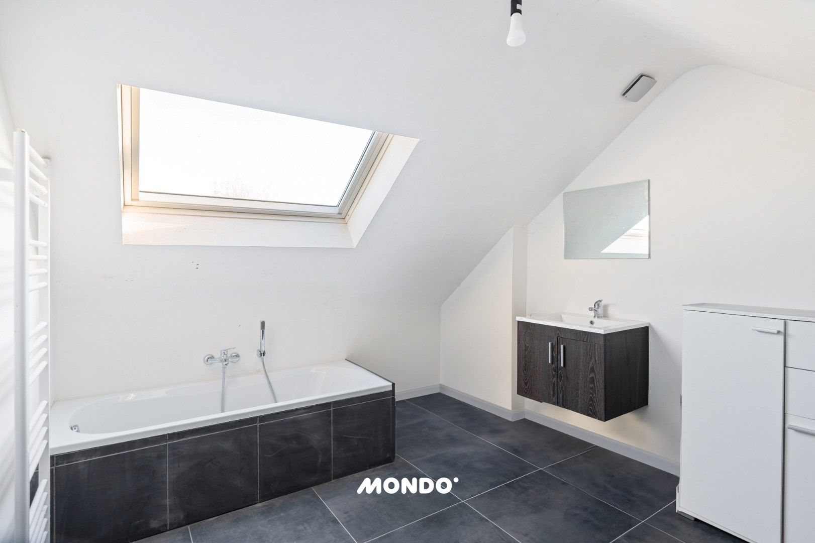 Modern duplex appartement met groot terras te Willebroek! foto 14