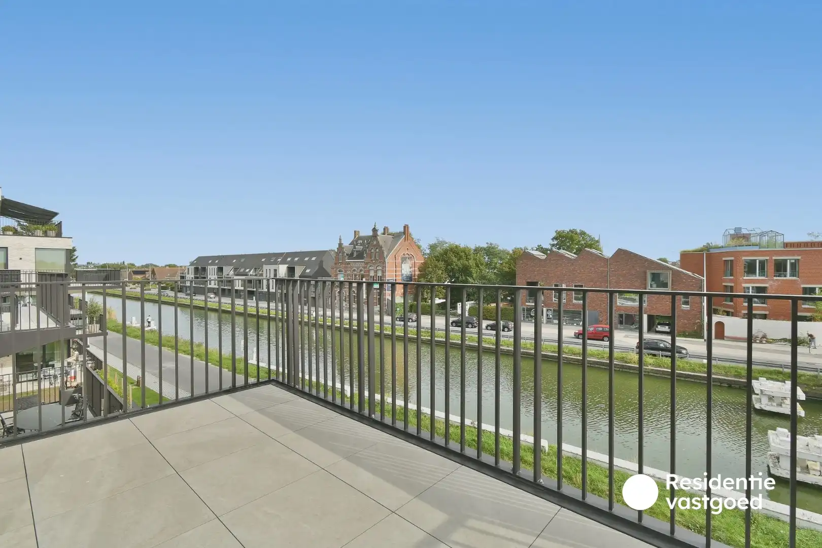 Gemeubeld, nieuw en stijlvol appartement aan het kanaal Plassendale - Nieuwpoort foto 13