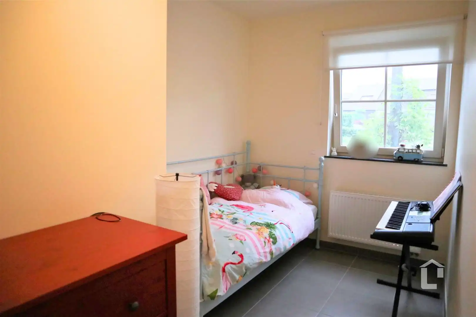 Recent, instapklaar gelijkvloersappartement met groen uitzicht foto 7