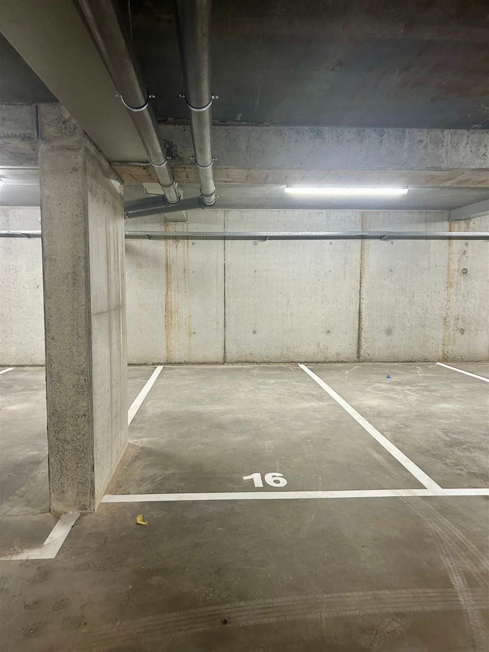 Nieuwbouwappartement met 1 slaapkamer en parkeerplaats foto 12