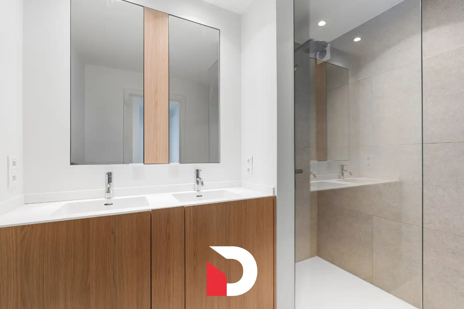 Schitterend gerenoveerd appartement op gunstige locatie in Sint-Andries foto 13
