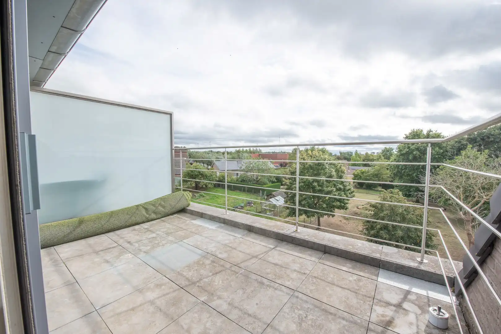 Appartement met één slaapkamer en garagebox te huur foto 10