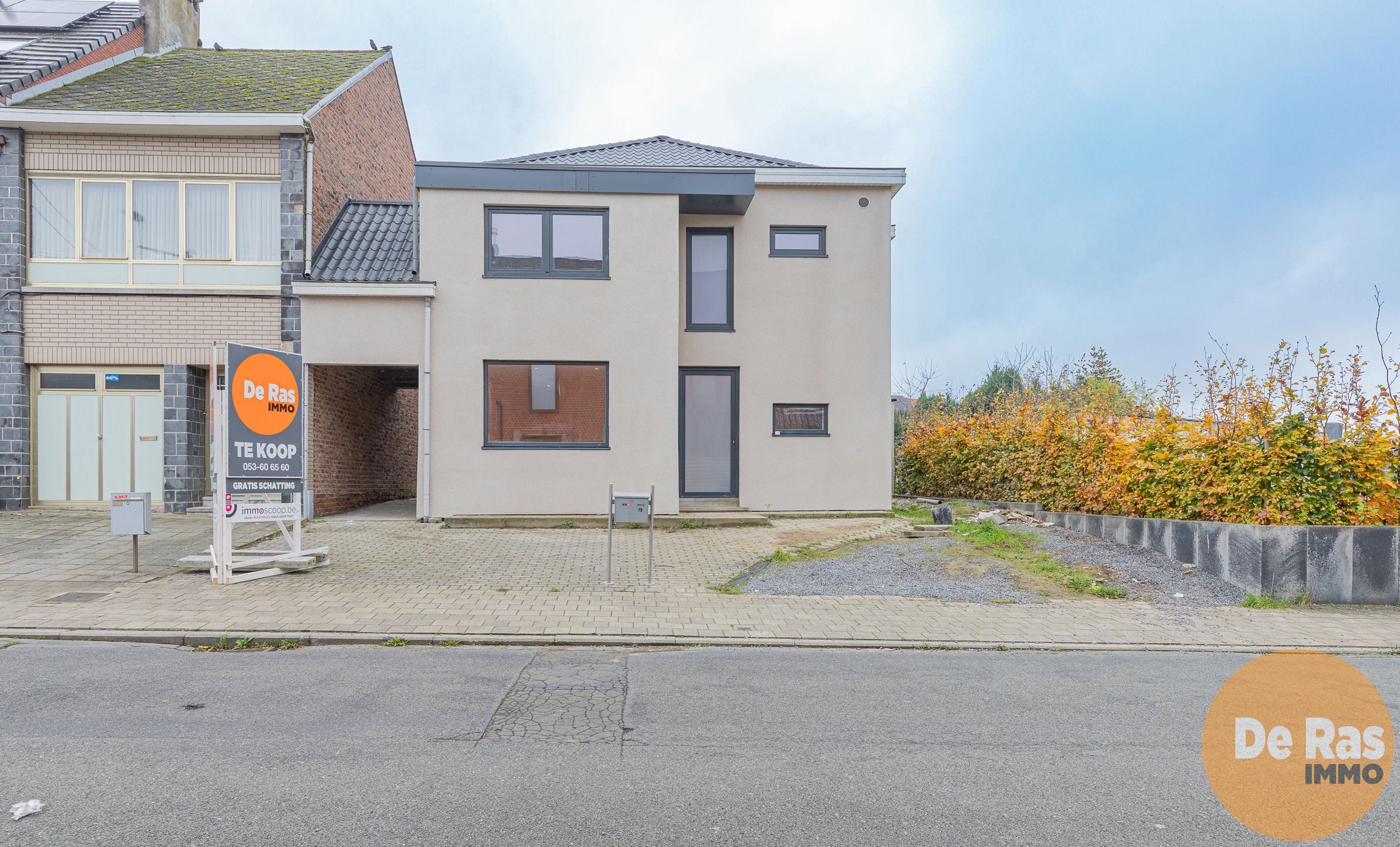  LEDE CENTRUM- Gerenoveerde woning met 3 slaapkamers en tuin foto {{pictureIndex}}