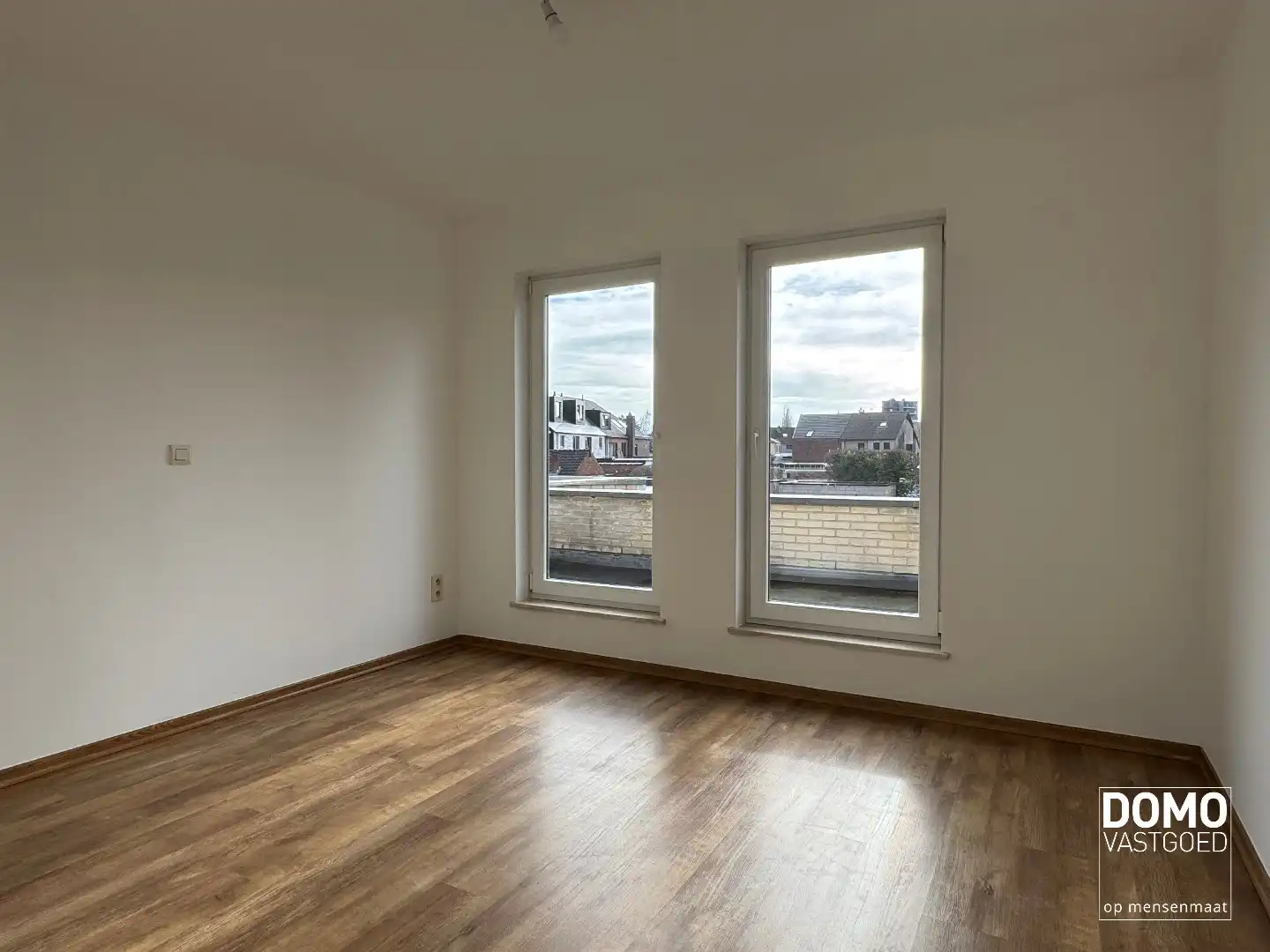 Ruime woning met tuin, garage en 3 slaapkamers vlakbij centrum Hasselt foto 9