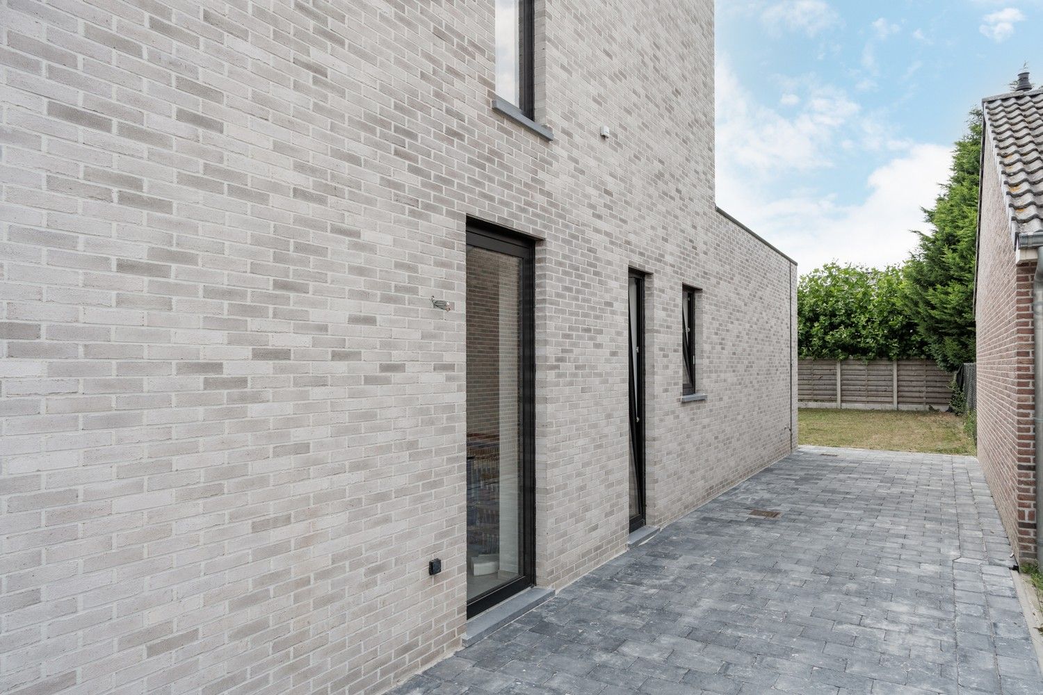 Prachtige luxueuze villa met enorme raampartijen foto 38