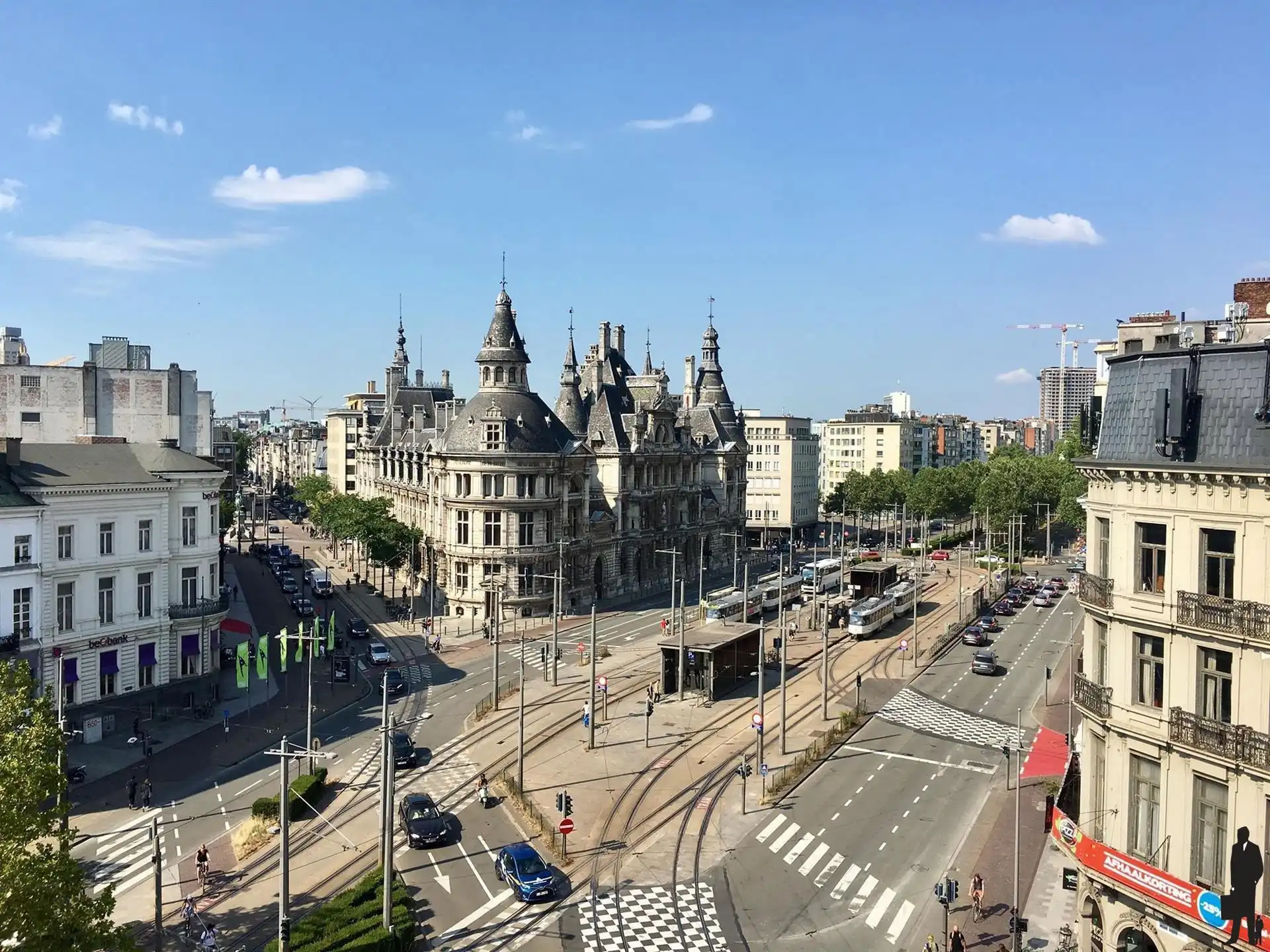 Authentiek gerenoveerd appartement (ca. 90m²) in Art Nouveau stijl  foto 14