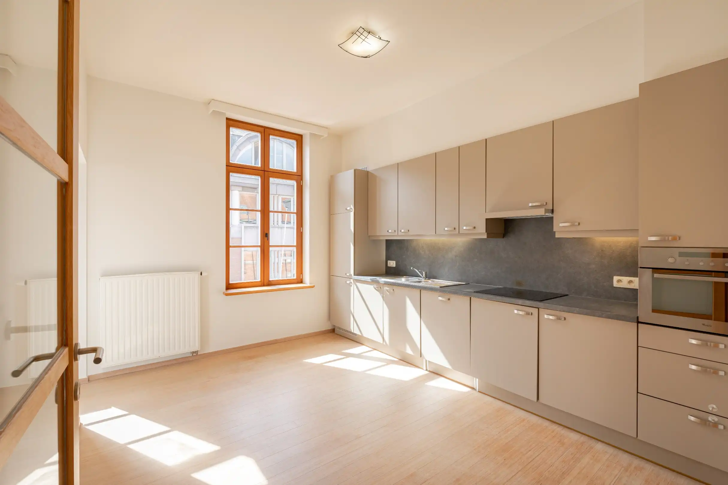 één-slaapkamer appartement op centrumlocatie!  foto 6