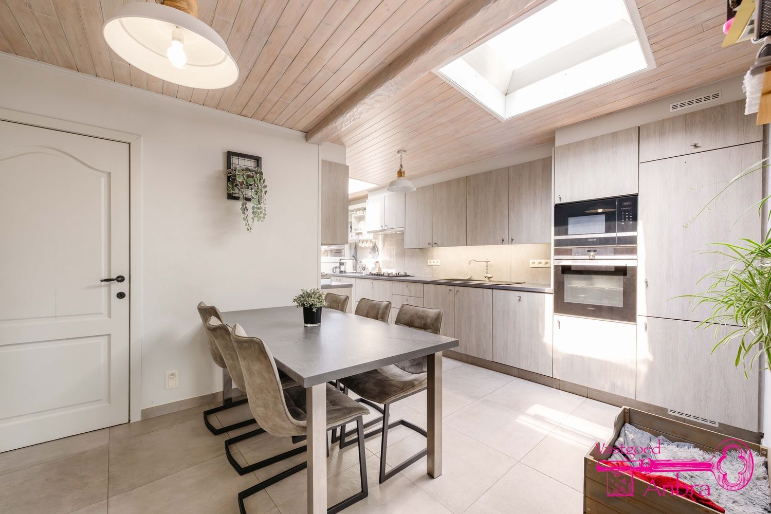 Hoofdfoto van de publicatie: Huis te koop