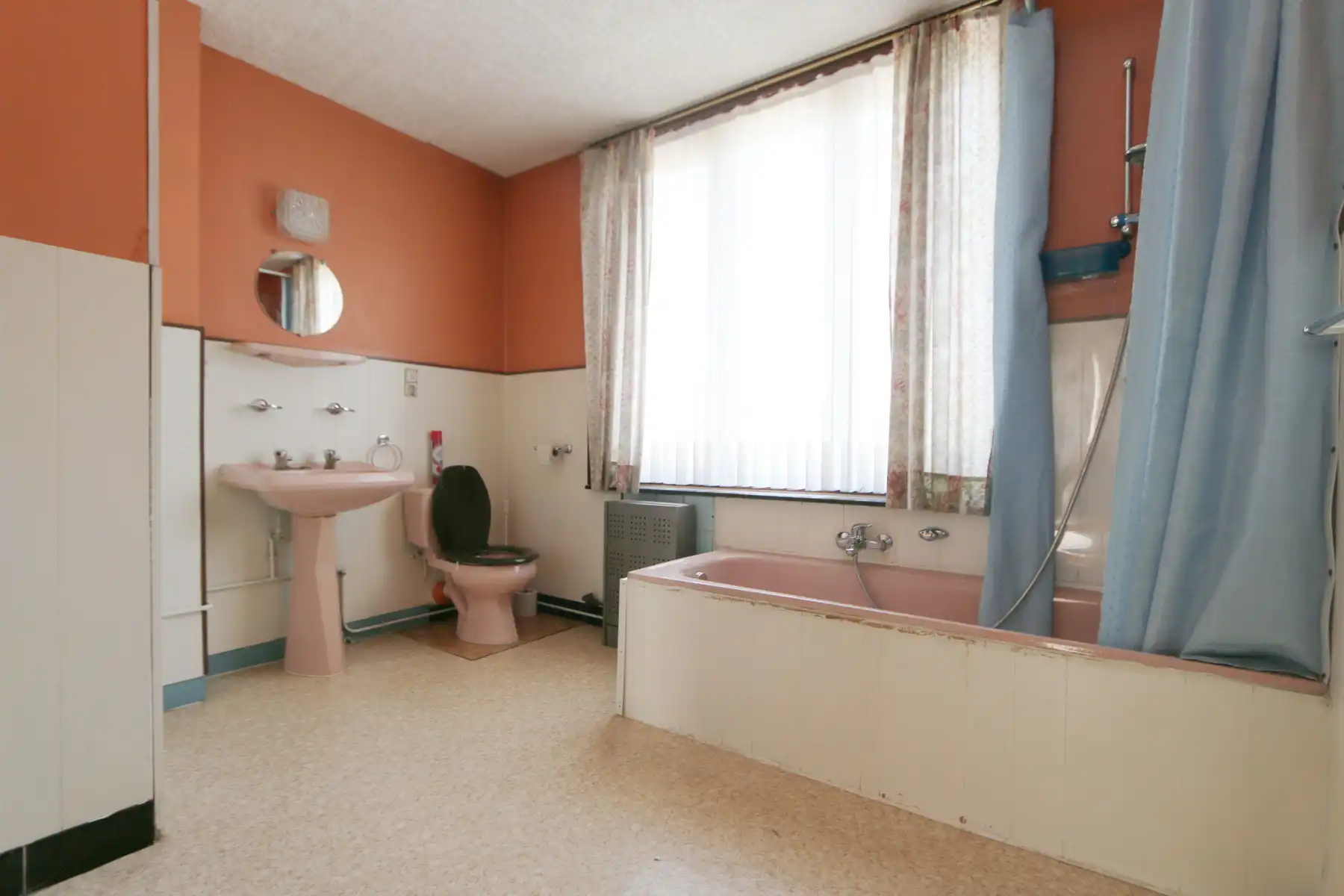 DUBBELE WOONST - 6 SLK - TUIN - TERASSEN - PARKING - RUSTIG foto 18