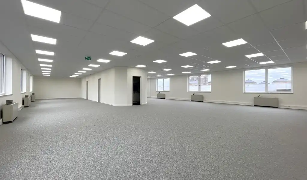 Kantoren te huur in Intercity Business Park foto 9