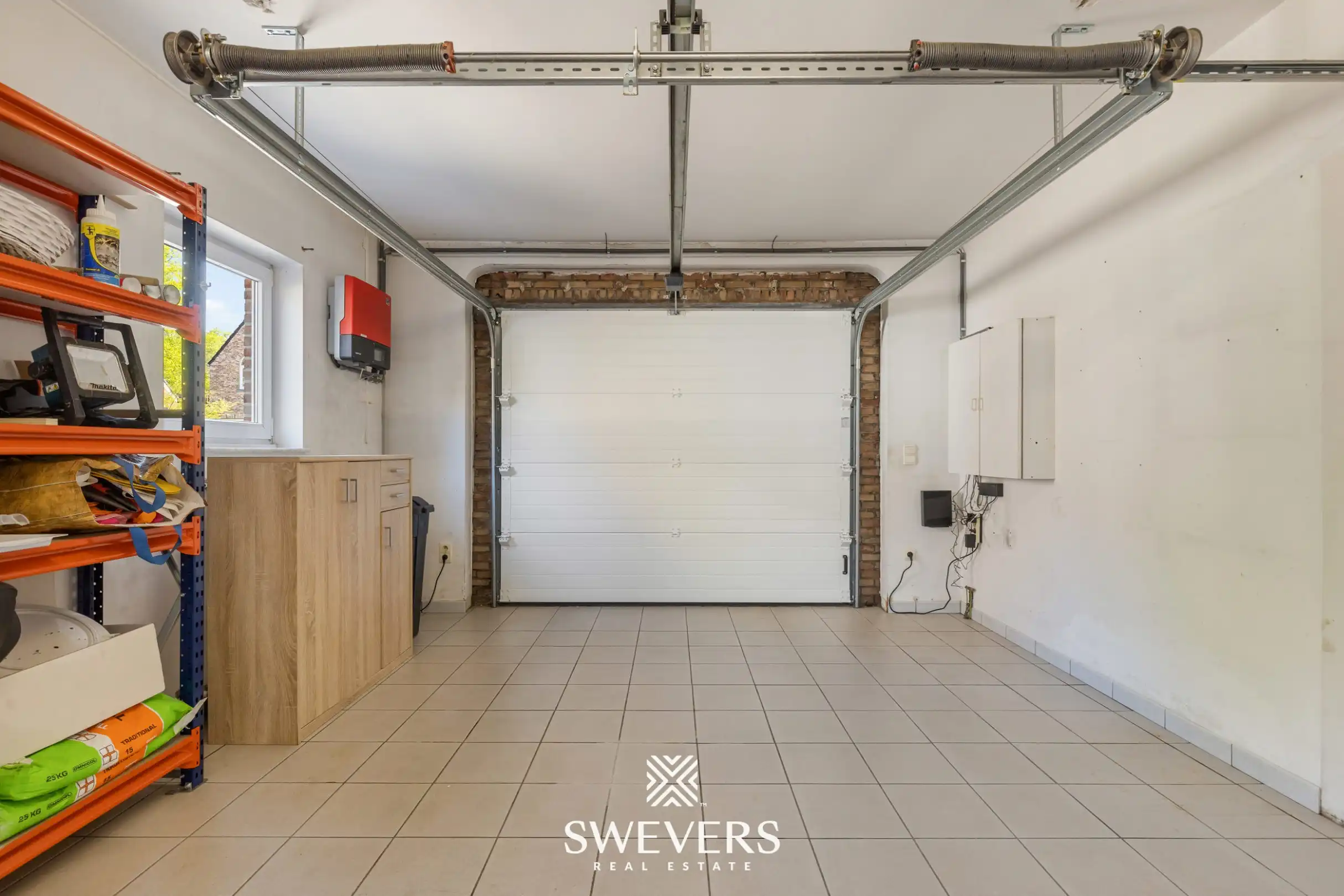 Instapklare woning met prachtig aangelegde tuin en bijgebouw in Helchteren foto 23