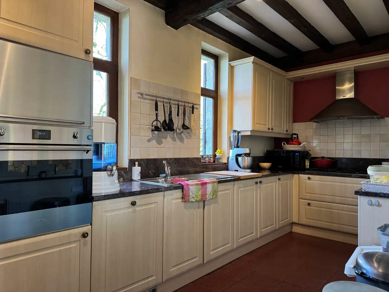 Unieke 4 slpkr villa in privatief domein in Edegem. foto 6