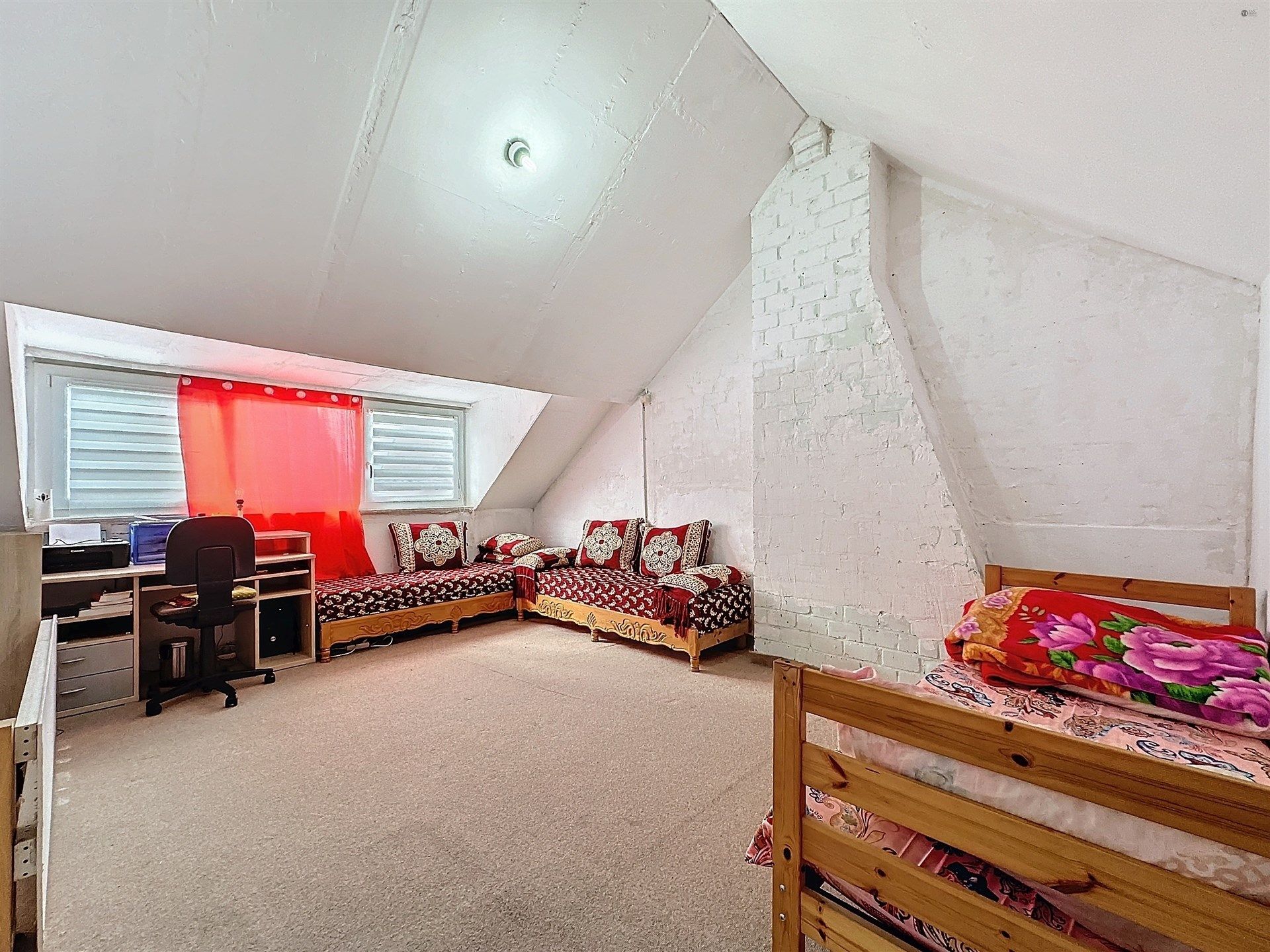 Instapklare woning met 3 slaapkamers in centrum Sint-Niklaas! foto 9