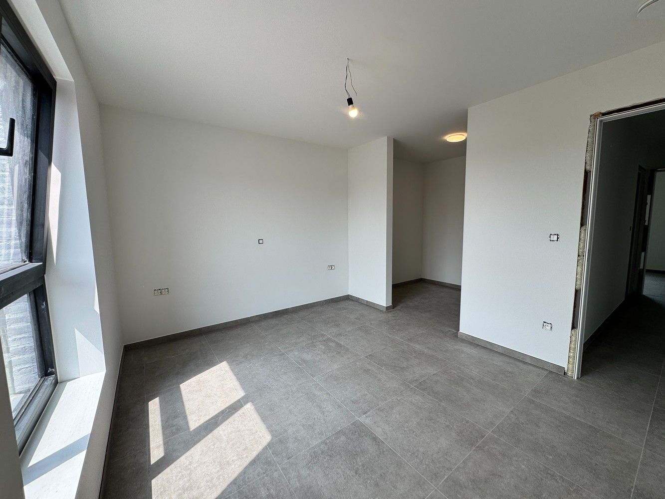 Te huur in Zutendaal - Energiezuinige nieuwbouwwoning met drie slaapkamers foto 6