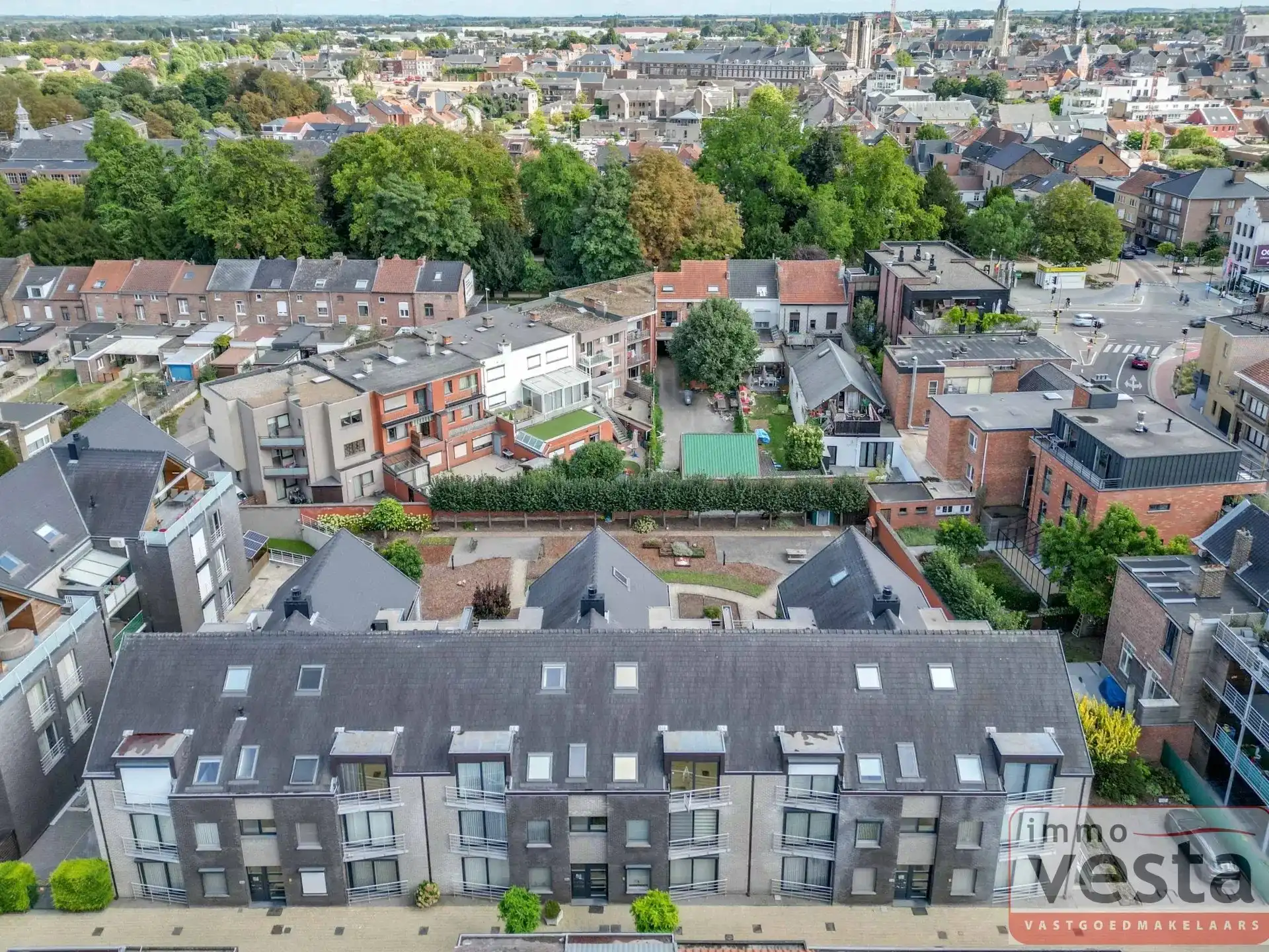 Ruim appartement in Sint-Truiden foto 22