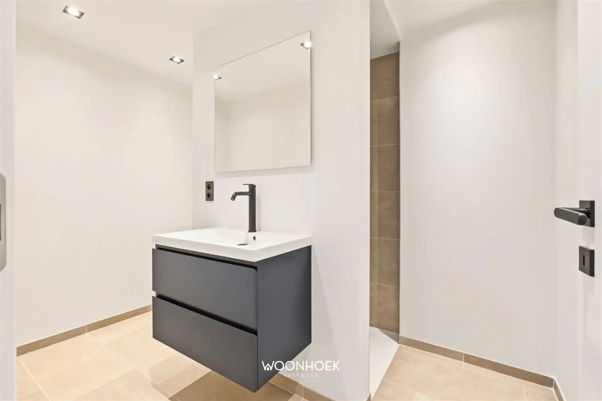 Riant, gelijkvloers appartement (EPC-B) met Magazijn! foto 14