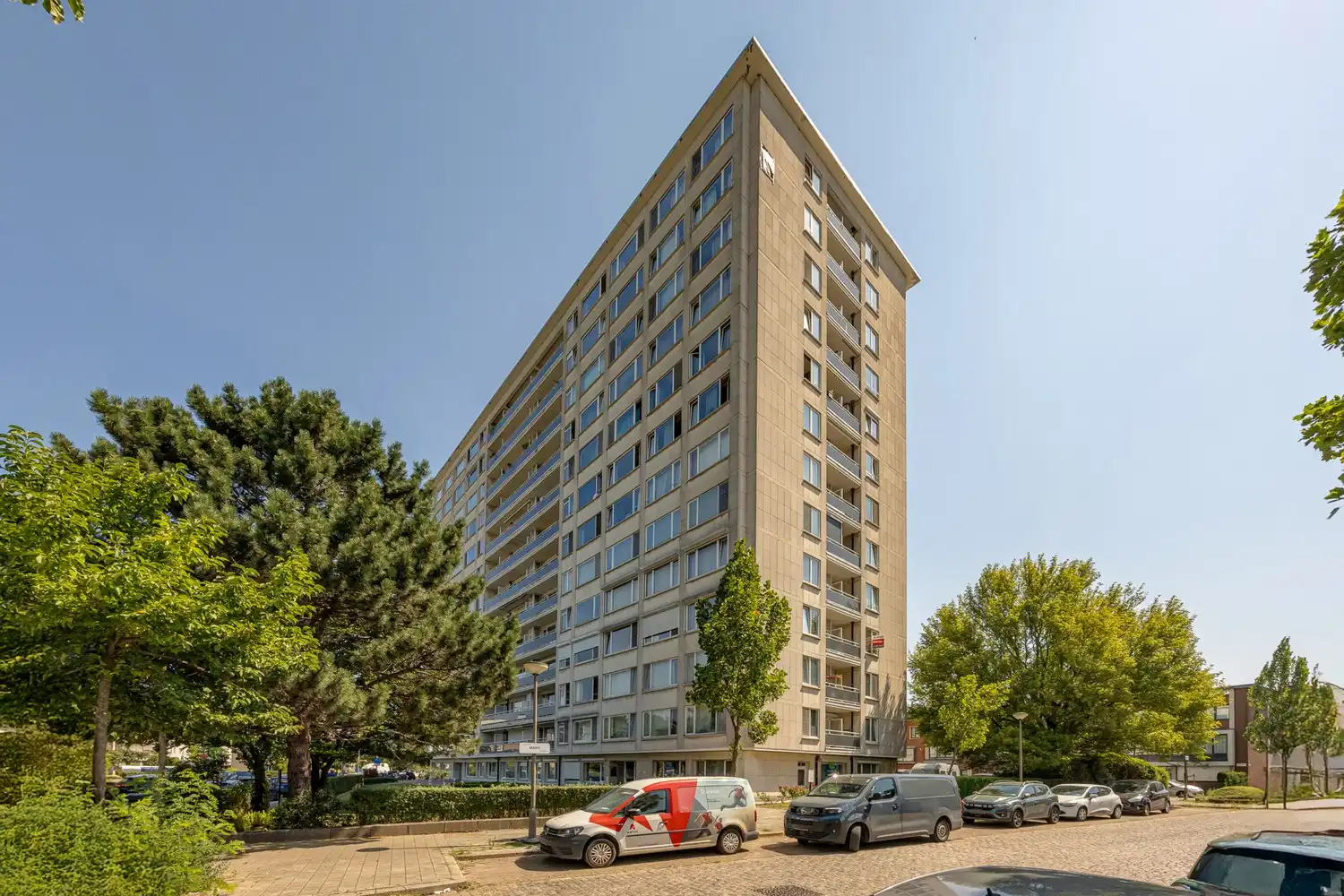 Ruim 2-slaapkamerappartement met prachtig uitzicht in Berchem foto 21