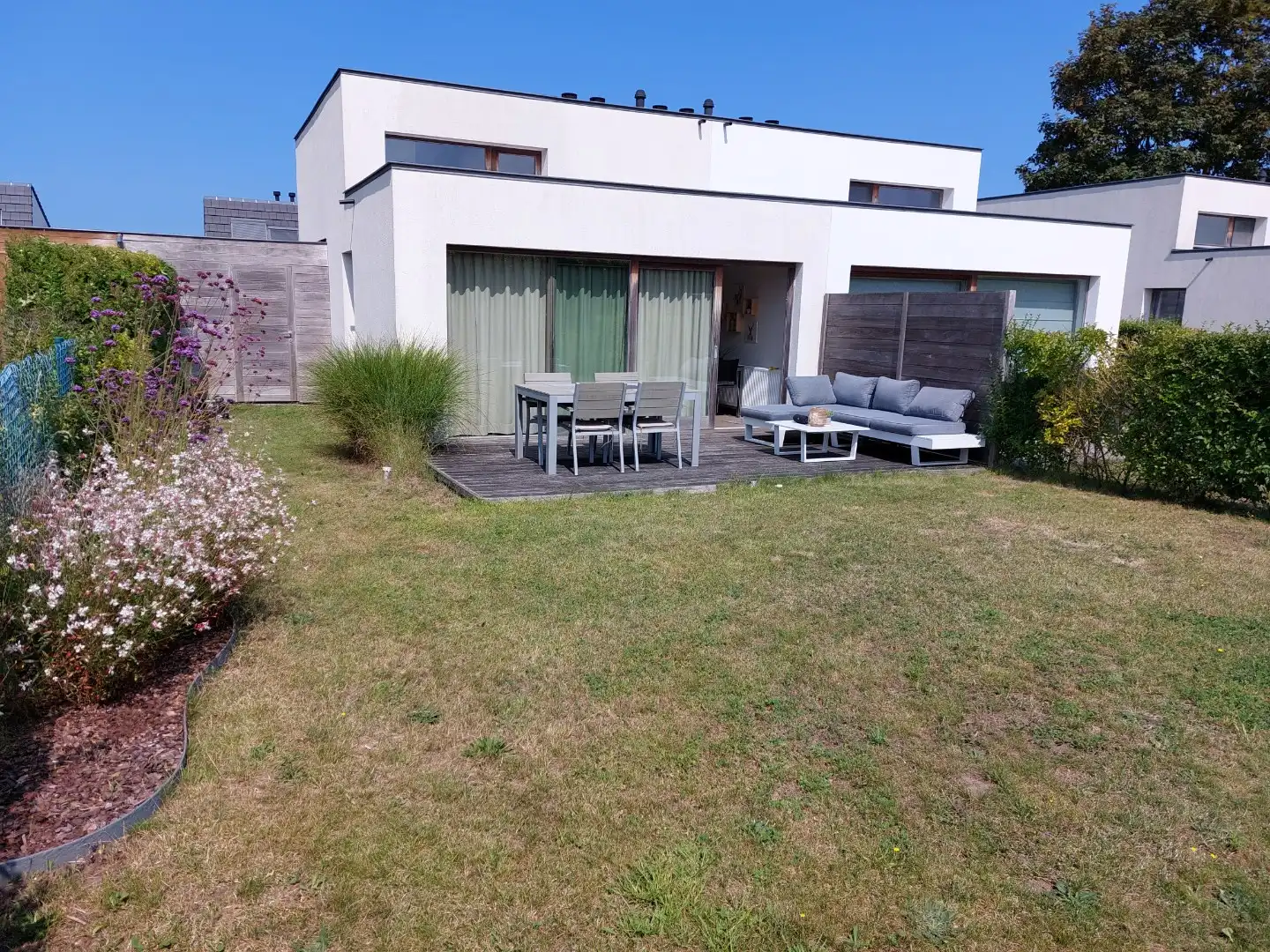 Te koop: hip en lichtrijk vakantiehuis in groen en rustig domein foto 15