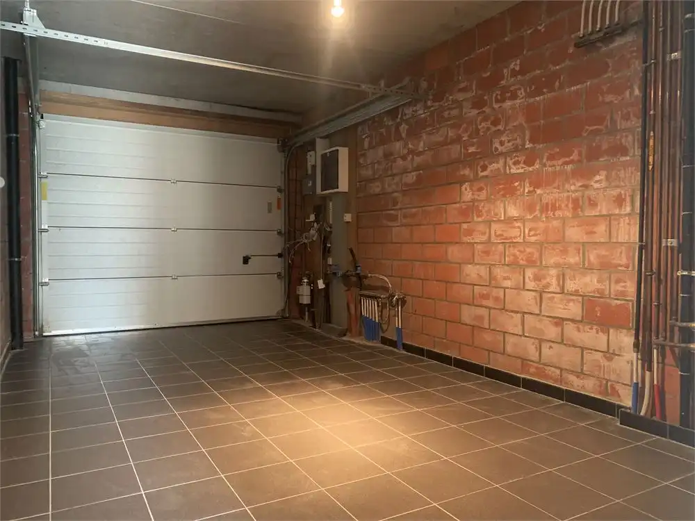 Woning (Hob) met 3 slaapkamers + garage foto 11