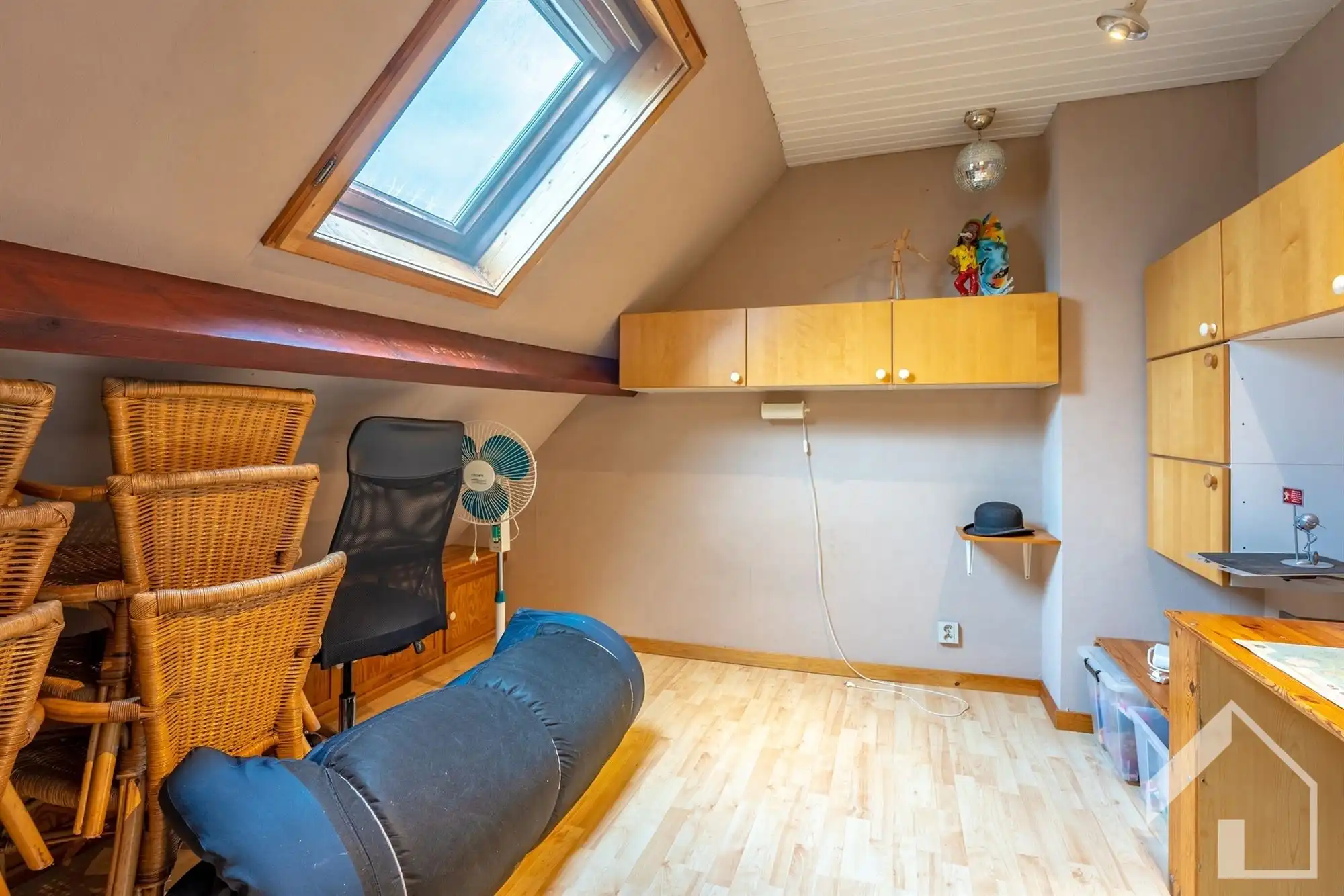 Ruime woning met 3 à 4 slaapkamers foto 16