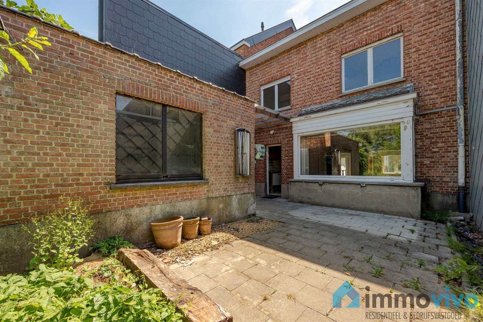 Centraal gelegen woning met 5 slaapkamers en leuke tuin  foto 3