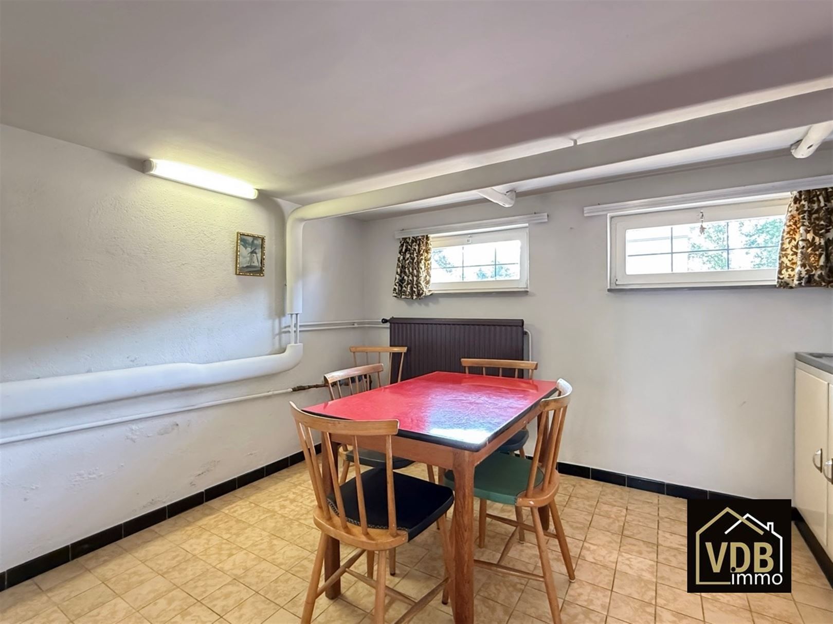 WONING MET 3 SLAAPKAMERS - GARAGE EN LEUKE TUIN foto 49