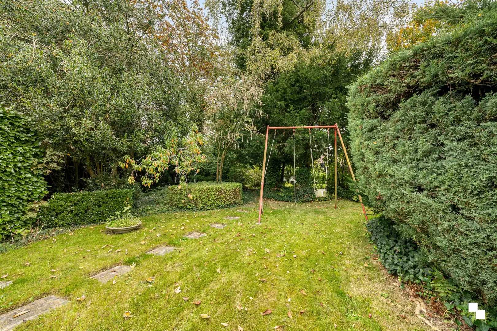 Ruime halfopen bebouwing op een prachtig perceel nabij Wallemote-Wolvenhof foto 4