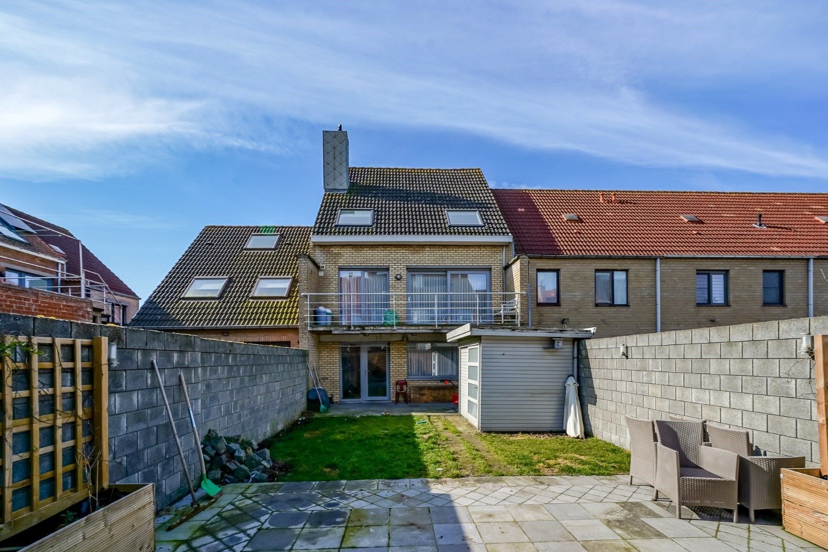 Ruime bel-étagewoning met garage en 3 slaapkamers foto 2