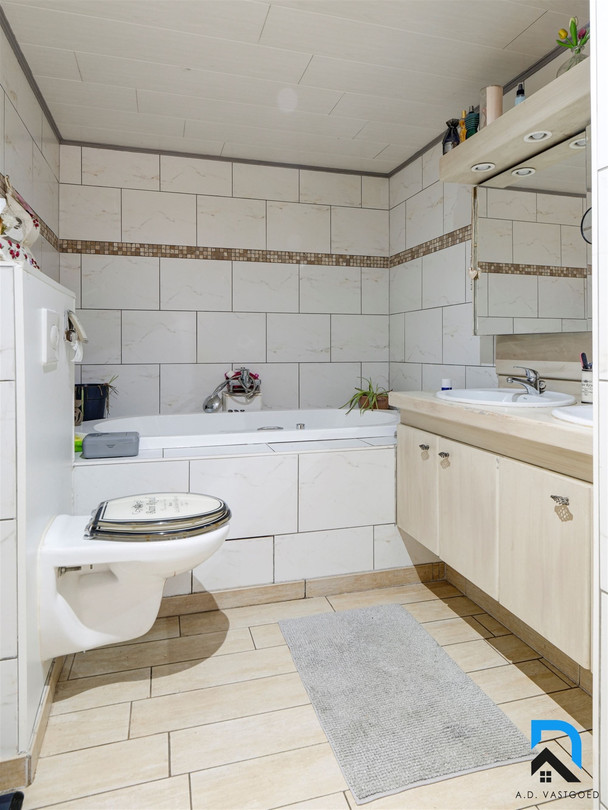 Ruime woning op absolute toplocatie foto 11