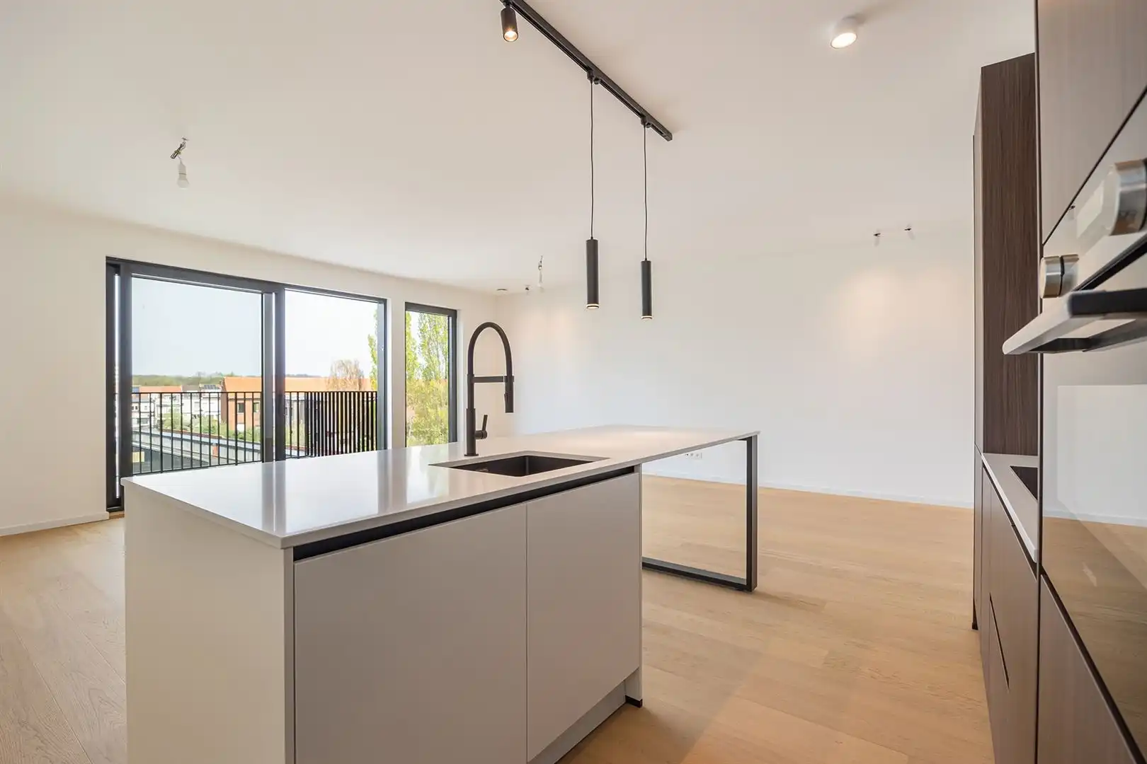 NIEUWBOUWAPPARTEMENT onder registratierechten  foto 4