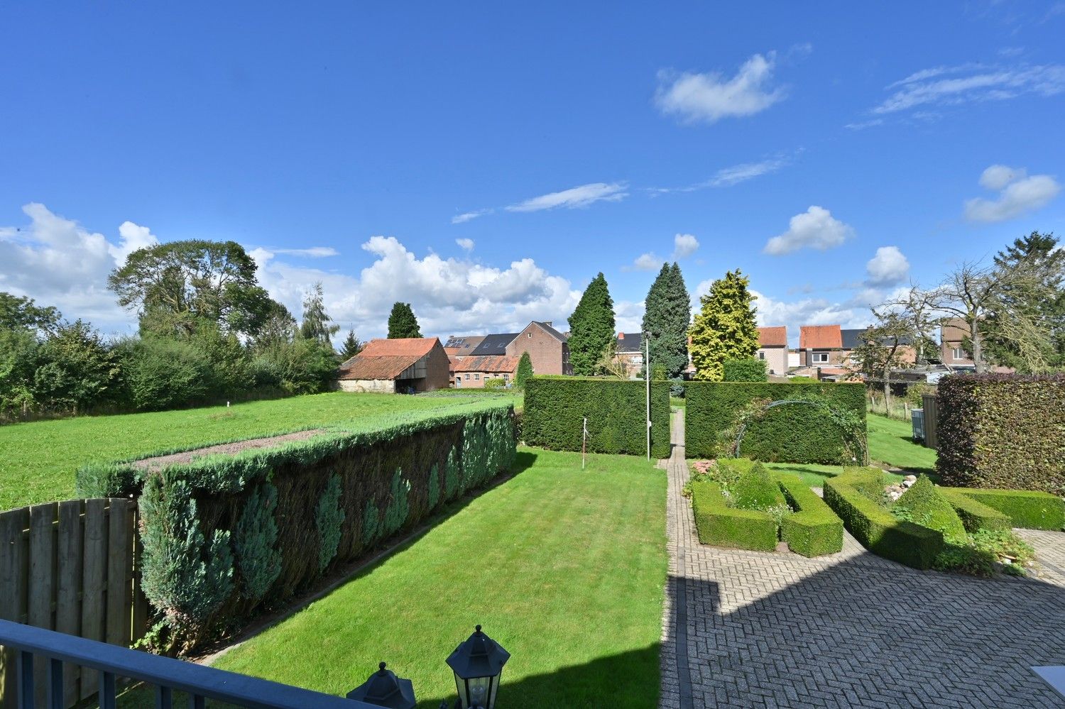 Charmante woning op unieke locatie, met huisweide (totale perceelsopp. 35a 13ca (3.513 m²), rustig en landelijk gelegen aan de rand van Lanaken-Veldwezelt foto 24