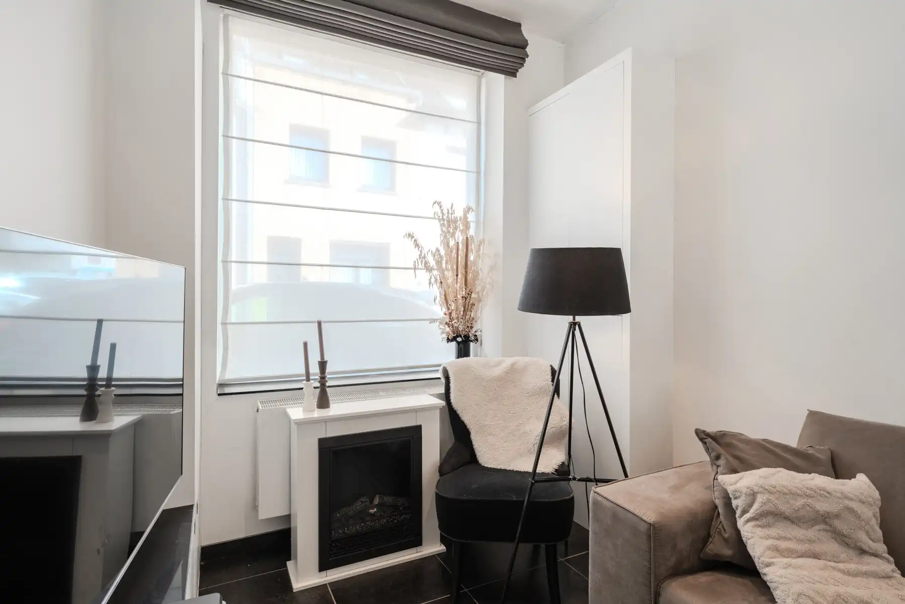 Instapklare, trendy rijwoning op leuke locatie in Oostende. foto 2