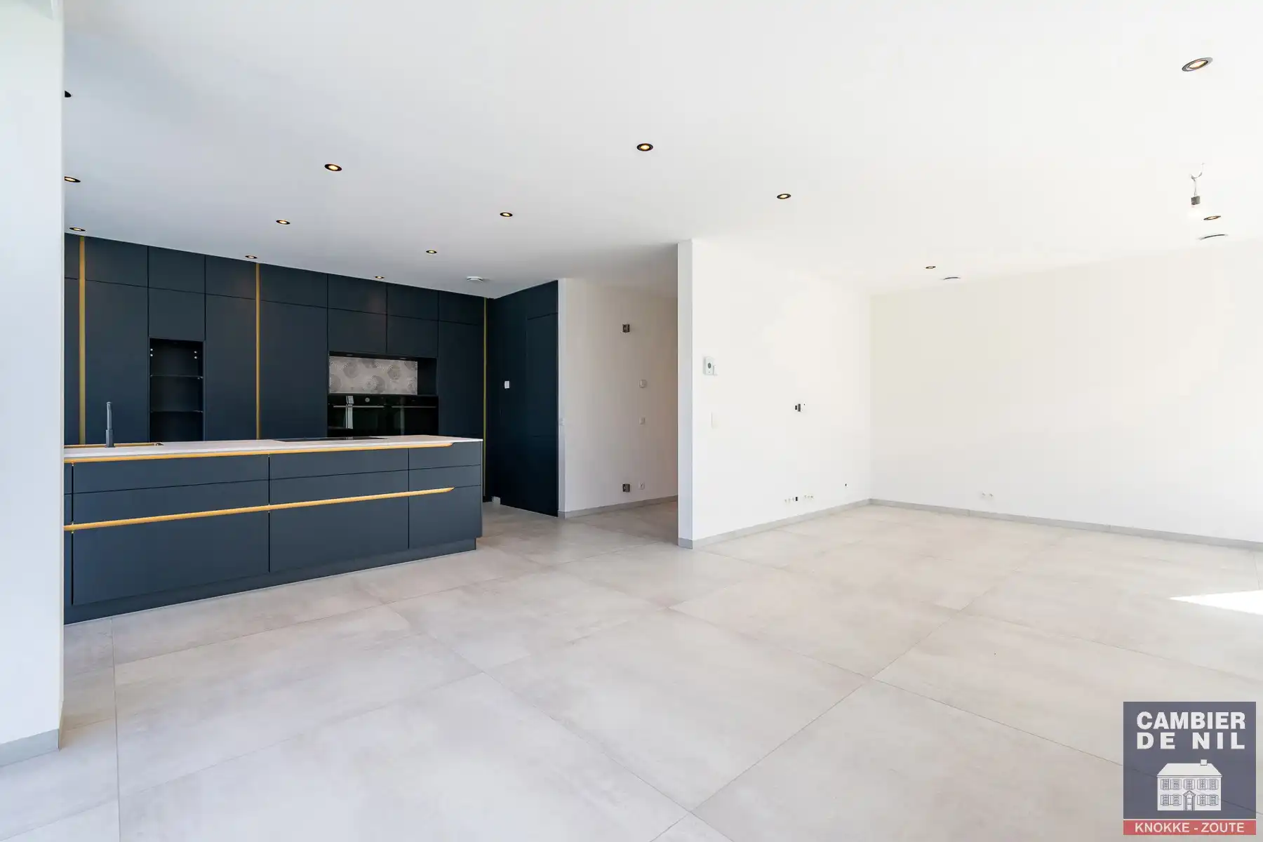 Prachtige ongemeubelde nieuwbouwwoning nabij het centrum van Knokke, gelegen in het rustige Izabellapolder. foto 13